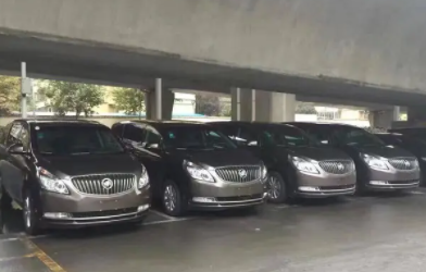 旅游租车 自驾租车 商务接待 会议会展 机场租车 旅游租车 自驾租车 商务接待 会议会展 机场租车