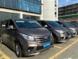 成都租车长短租中巴大巴(30座以上)商务车,5-55座,班车 成都租车长短租中巴大巴(30座以上)商务车,5-55座,班车